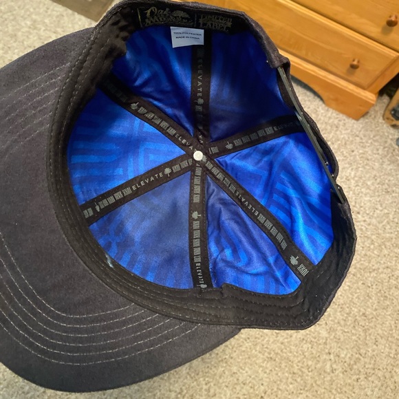 New Oak And Marble Limited Private Label Black IVXX Snap Back Hat - Picture 3 of 4